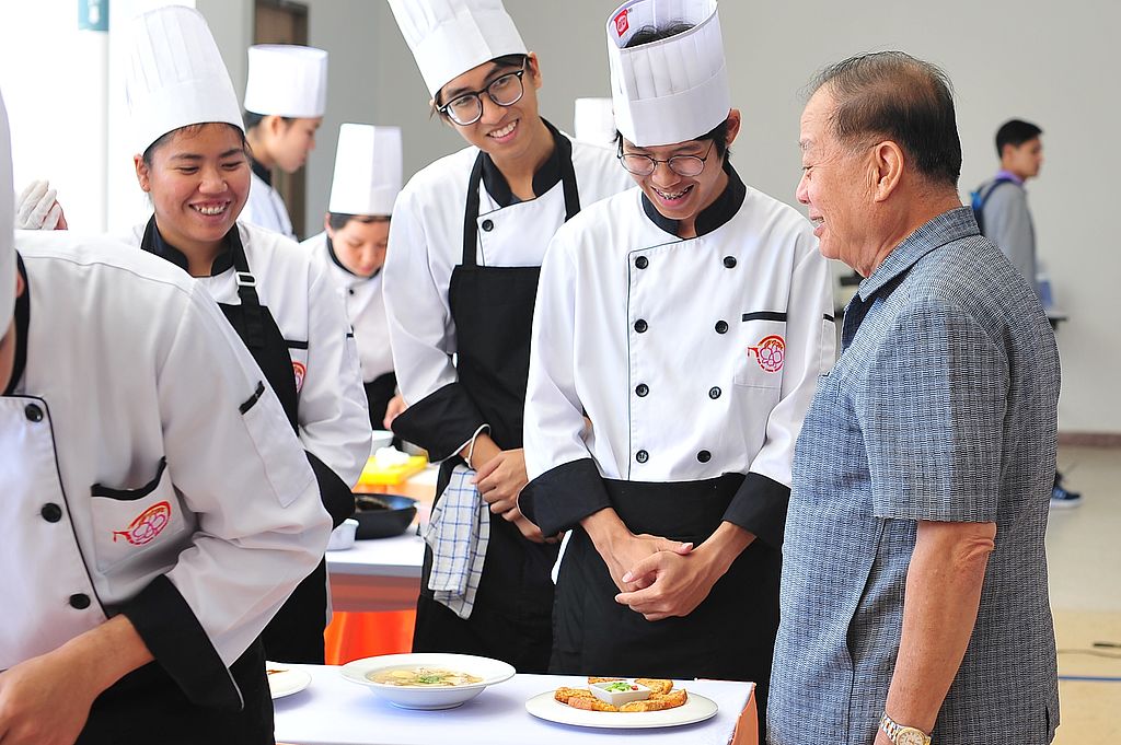 สำนักวิชาการจัดการ จัดโครงการแข่งขันทำอาหาร 'เชฟกระทะเหล็ก' เสริมทักษะนักศึกษาอุตสาหกรรมการบริการ